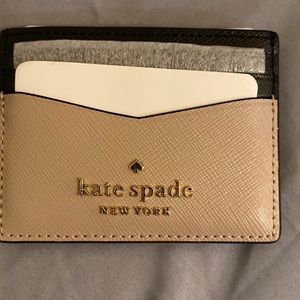 Kate spade black & beige 6 slot small card holder